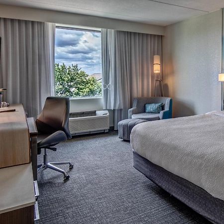 Courtyard By Marriott Dulles Airport Хърндън Екстериор снимка