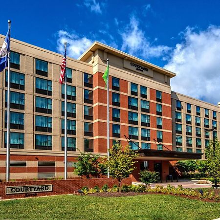 Courtyard By Marriott Dulles Airport Хърндън Екстериор снимка