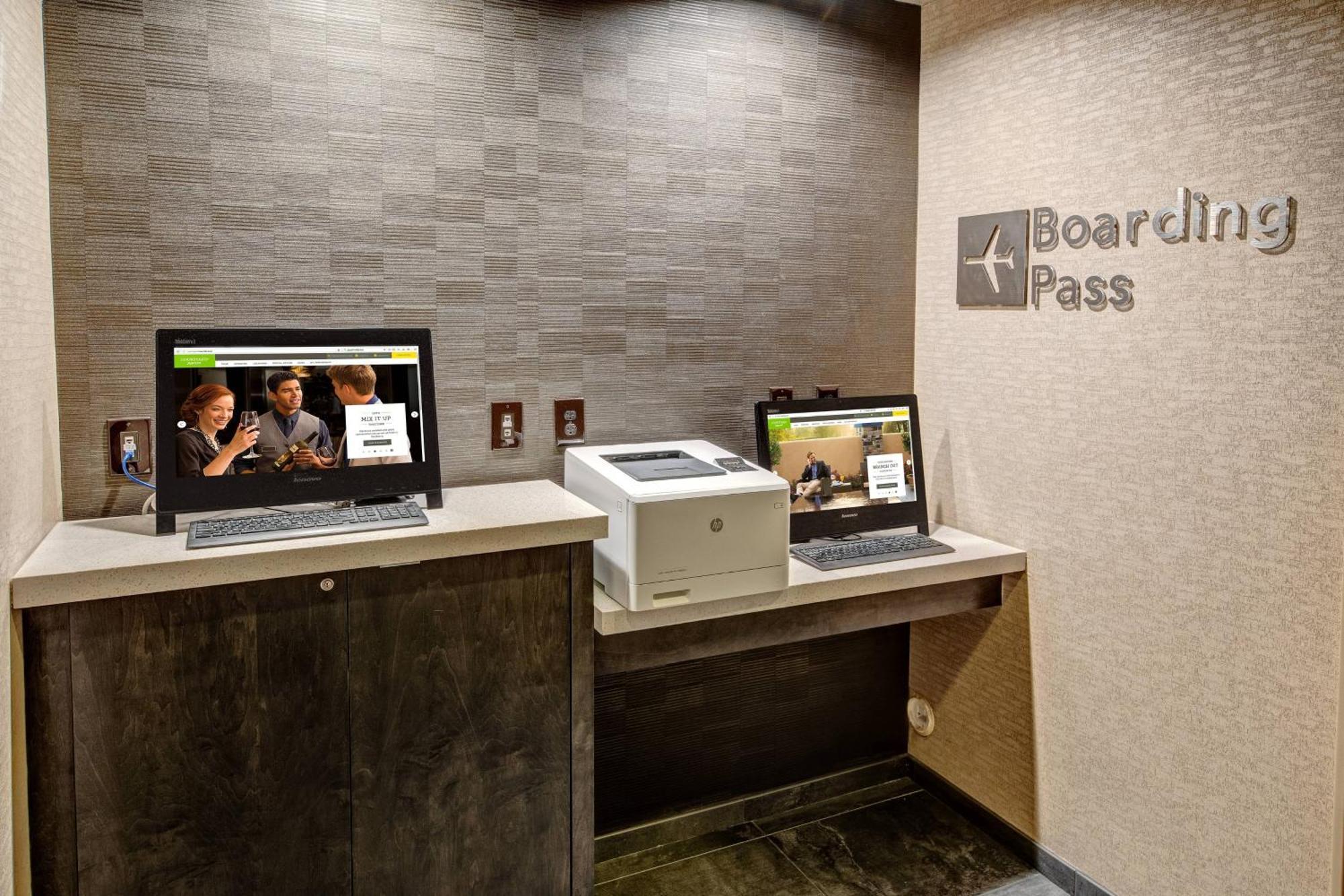 Courtyard By Marriott Dulles Airport Хърндън Екстериор снимка