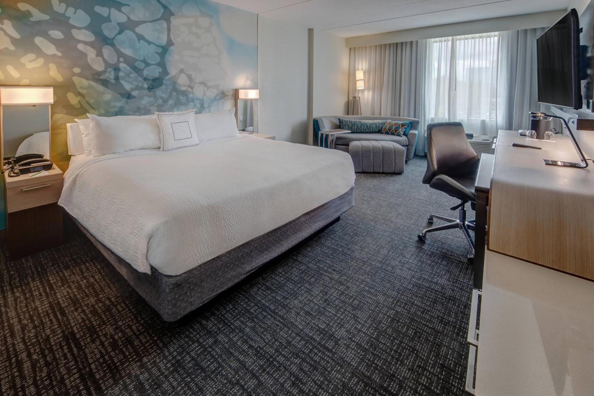Courtyard By Marriott Dulles Airport Хърндън Екстериор снимка