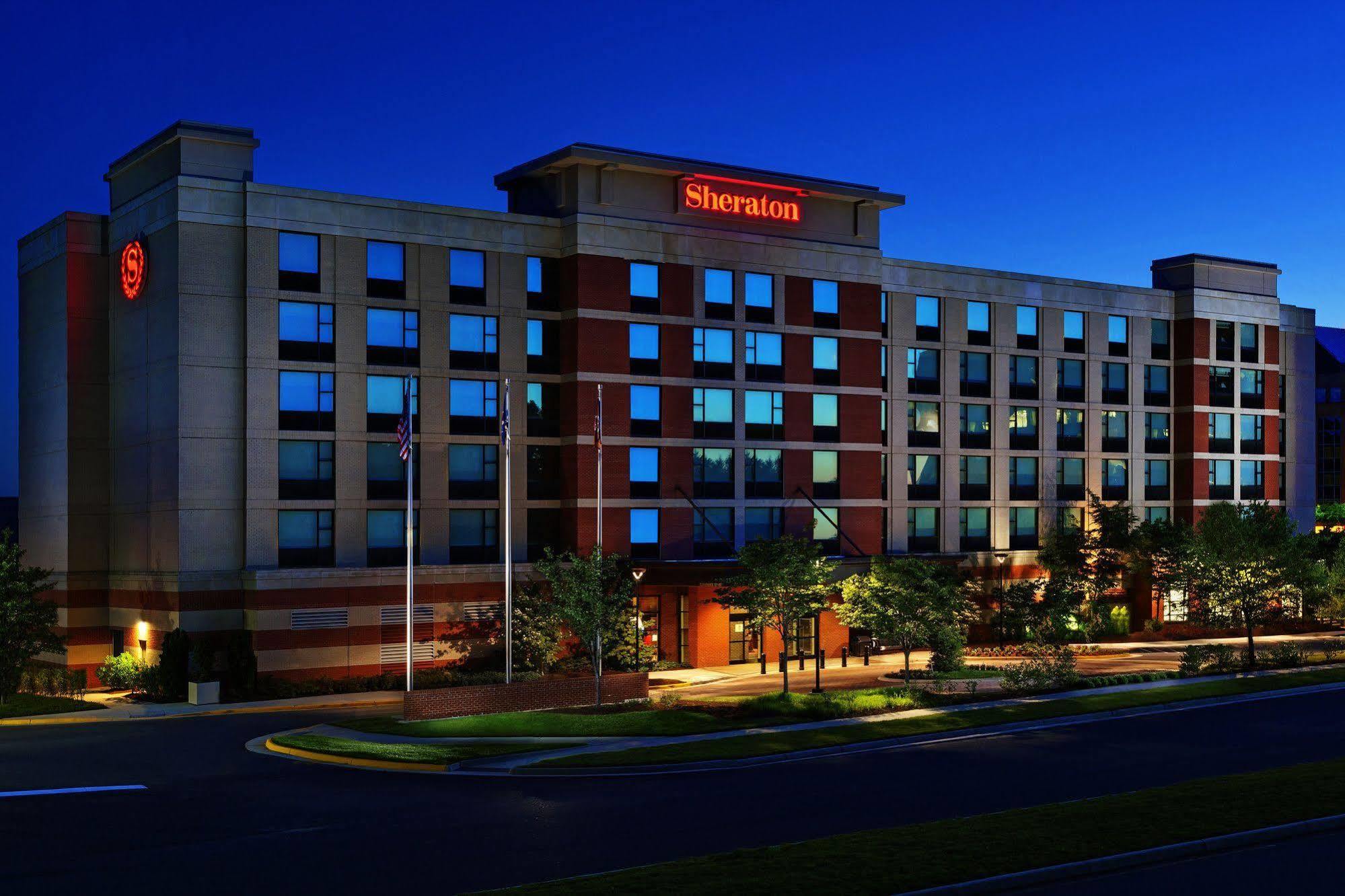 Courtyard By Marriott Dulles Airport Хърндън Екстериор снимка
