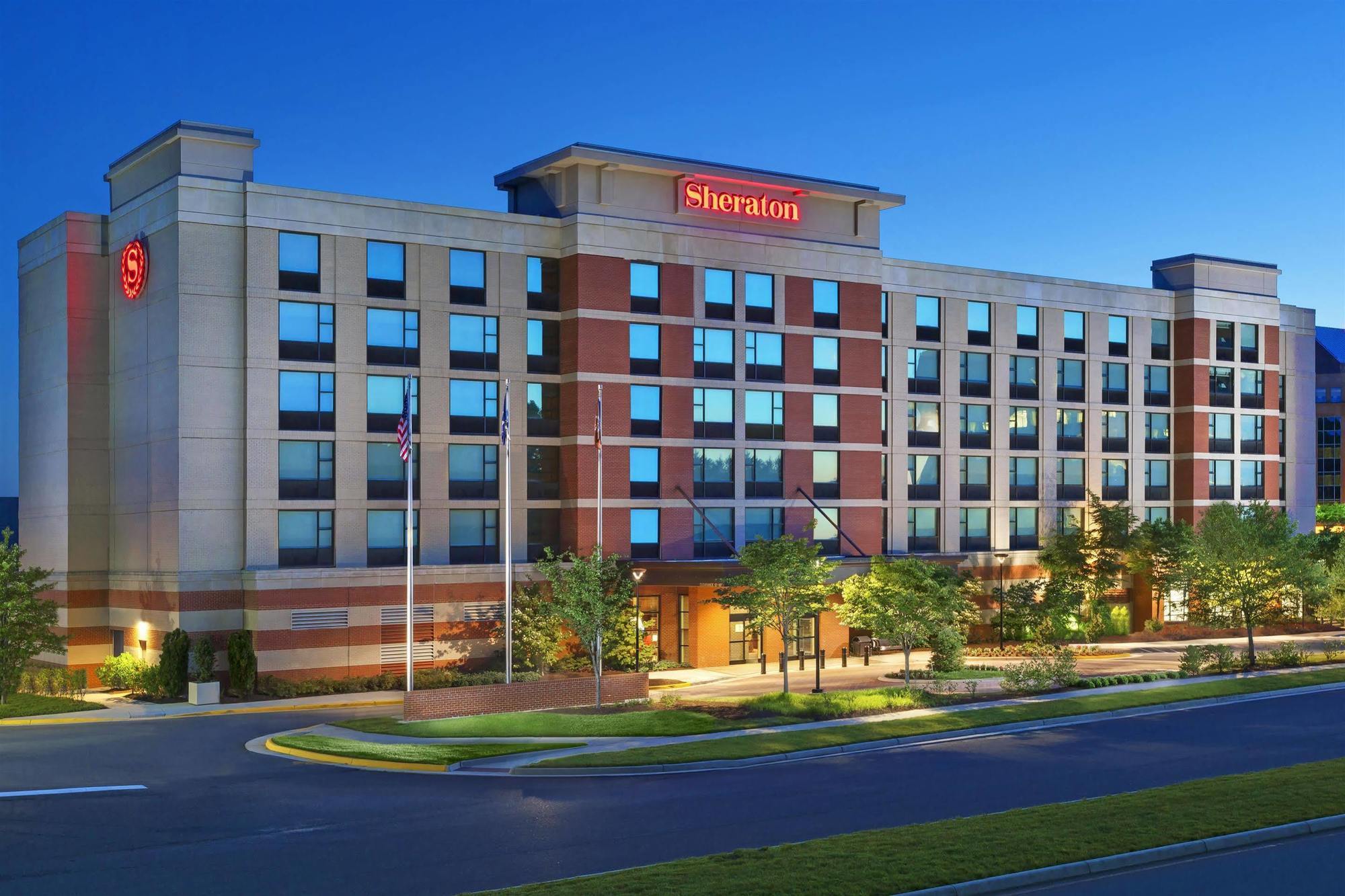 Courtyard By Marriott Dulles Airport Хърндън Екстериор снимка